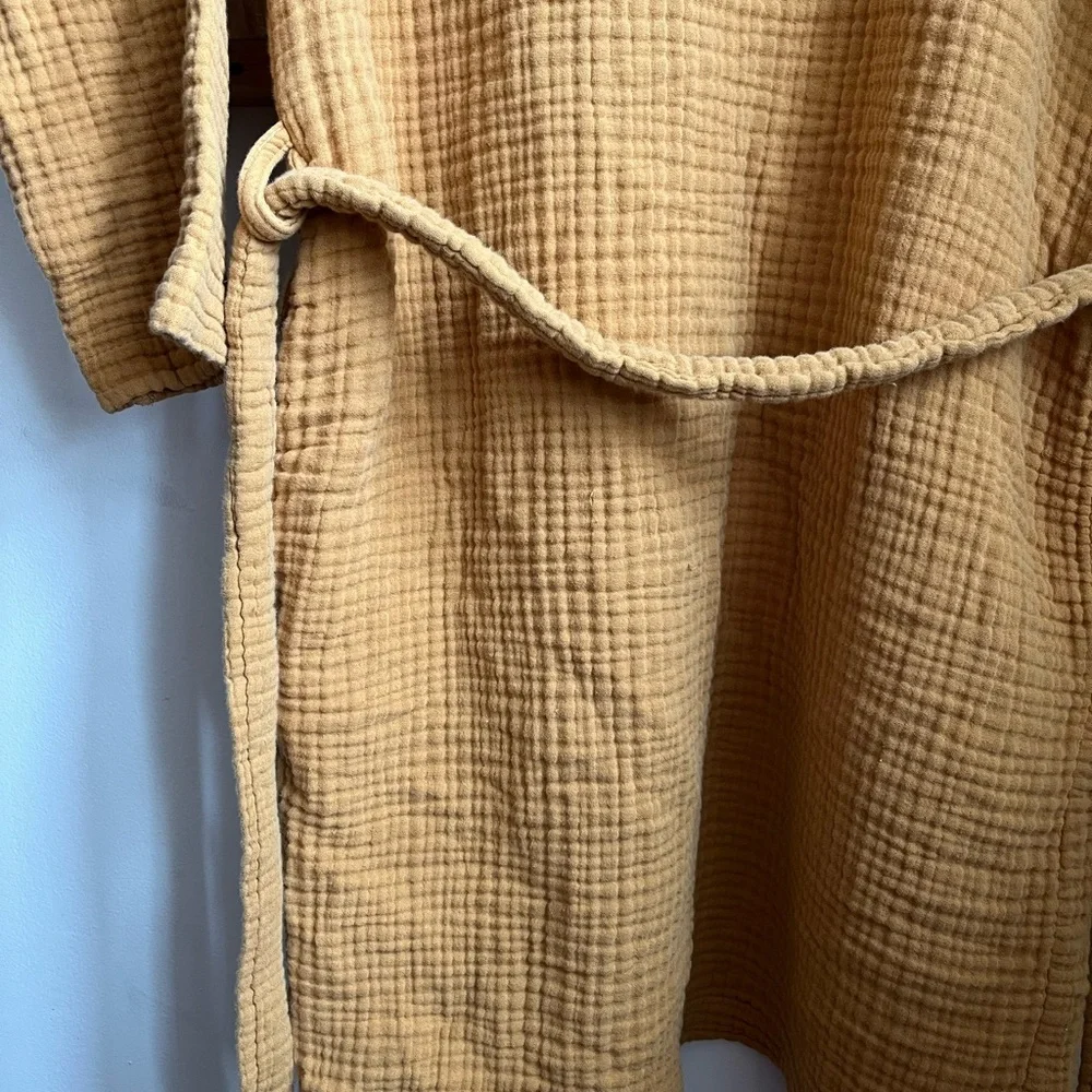 Parachute Robe - Picture 7 of 9